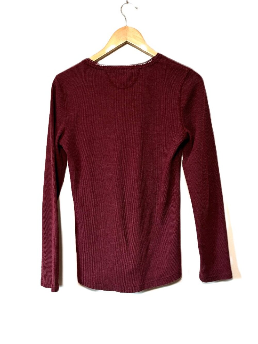 Eddie Bauer Henley Shirt, Size M - Picture 2 of 3